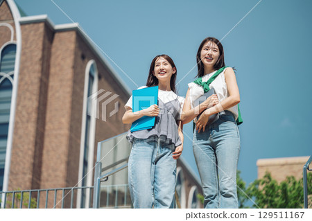 female college student portrait female college student portrait 129511167