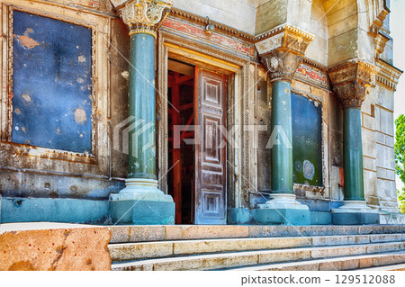 Vladimir Cathedral and the Tomb of the four Admirals. South facade 129512088