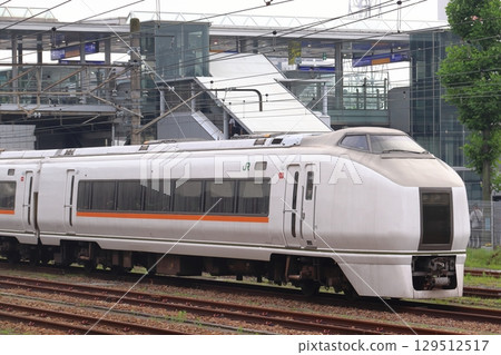 651 series 1000 series train evacuated and stored at Utsunomiya Station 129512517