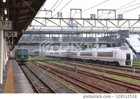 651系1000系列車疏散並存放於宇都宮站 129512518
