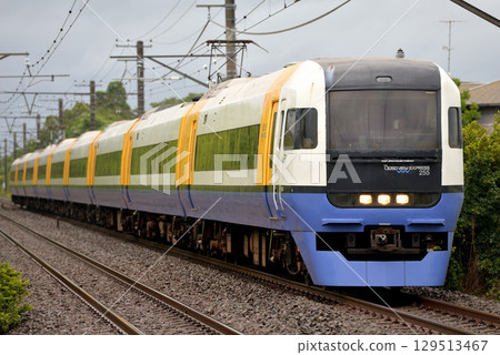 255 series special express train Wakashio No. 89 running on the Sotobo Line 255 series special express train Wakashio No. 89 running on the Sotobo Line 129513467
