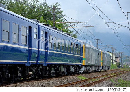 信越本線運行的快速蒸汽機車GV橫川 129513471