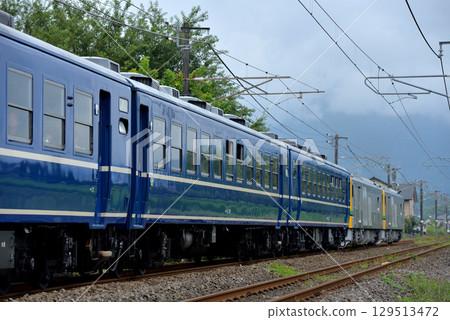 信越本線運行的快速蒸汽機車GV橫川 129513472