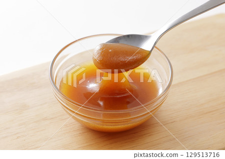 Manuka Honey 129513716