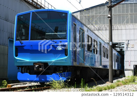 停放在車站的FV-E991系列氫燃料電池列車 129514312