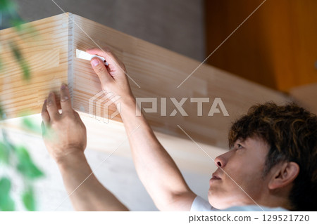 Renovation DIY Interior Wall Putty Filling Hole Covering Base Preparation Base Adjustment Putty Processing Store Renovation Renovation DIY Interior Wall Putty Filling Hole Covering Base Preparation Base Adjustment Putty Processing Store Renovation 129521720