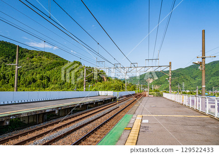 Inside Makino Station on the Kosei Line, Makino Town, Takashima City, Shiga Prefecture 129522433
