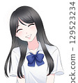 穿著制服的微笑女孩的插圖 129523234