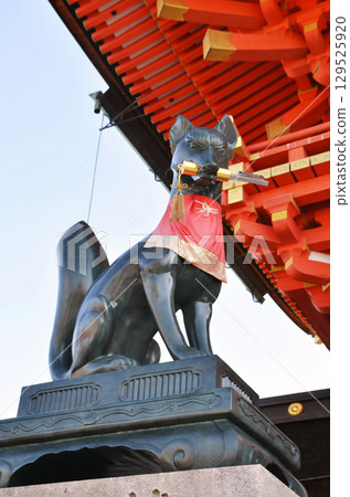 Fox (key) at Fushimi Inari Taisha Shrine 129525920