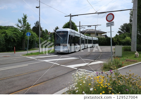格拉茨郊外的電車 格拉茨郊外的電車 129527004