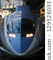 Shinkansen 500 series V9 formation at Shin-Osaka Station 129528093