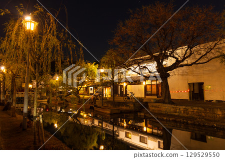 岡山縣倉敷市的冬天－夜晚的倉敷美觀地區 129529550