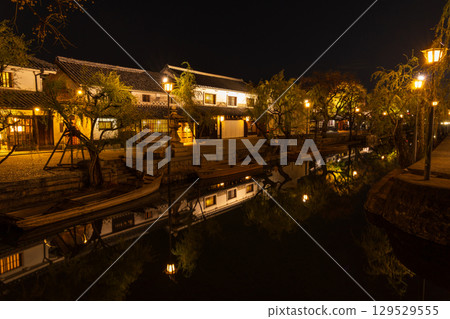 Kurashiki City, Okayama Prefecture in winter - Kurashiki Bikan Historical Quarter at night 129529555