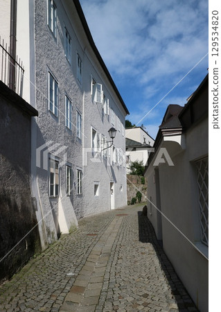 Salzburg's backstreets Salzburg's backstreets 129534820