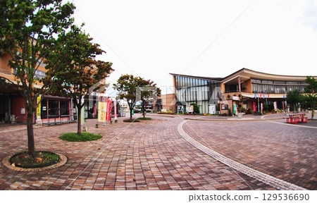 Roadside station "Lalan Fujioka" 129536690