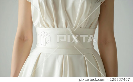 Young woman's abdomen 129537467