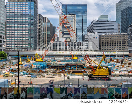 火炬塔施工現場，將成為日本最高的建築（拍攝於2025年8月） 129540224