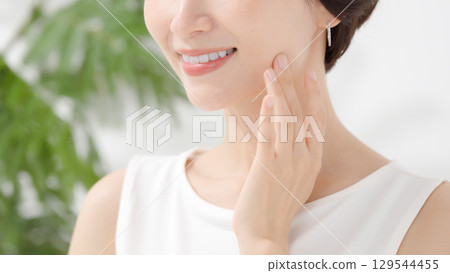 女性美容護膚 129544455