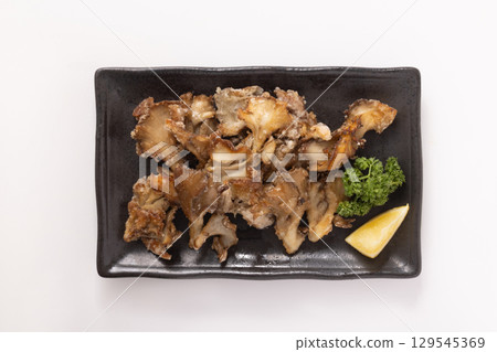 Maitake mushrooms grilled with butter and soy sauce Maitake mushrooms grilled with butter and soy sauce 129545369