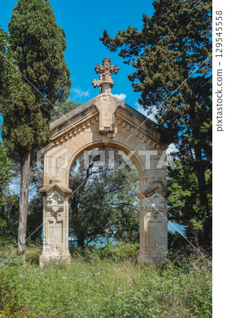 19th century arch on Ile Saint-Honorat, port entry 129545558