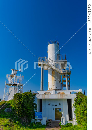 [Ikitsuki Island, Nagasaki Prefecture] The remotest Obae Lighthouse 129545970