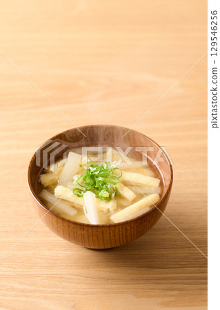 Miso soup with radish and fried tofu Miso soup with radish and fried tofu 129546256
