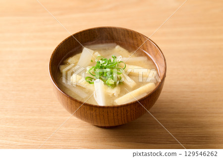 蘿蔔炒豆腐味噌湯 蘿蔔炒豆腐味噌湯 129546262