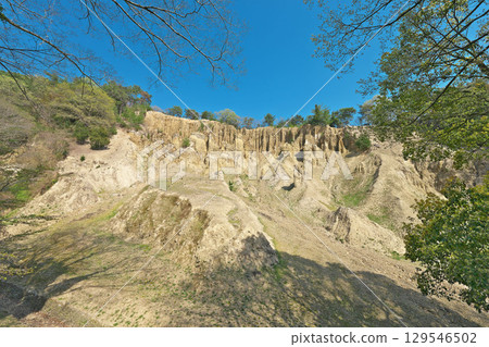 [Awa Earth Pillars] Kitayama, Awa-cho, Awa City, Tokushima Prefecture 129546502