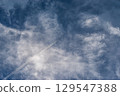 Sky with contrails 129547388
