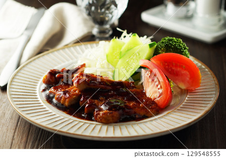 Garlic Sauteed Pork Loin 129548555