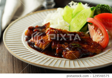 Garlic Sauteed Pork Loin Garlic Sauteed Pork Loin 129548575