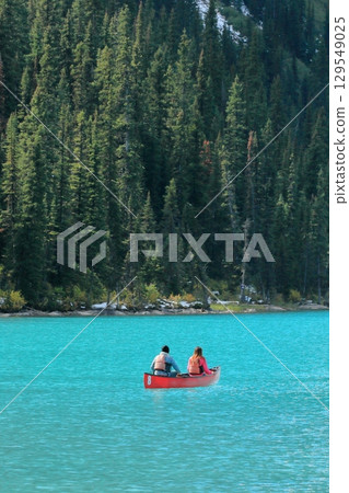 Lake Louise in Banff National Park, Canada 129549025