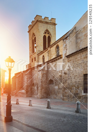 Saint Michael church at sunset, in Palencia Castile and Leon, Spain Saint Michael church at sunset, in Palencia Castile and Leon, Spain 129549235