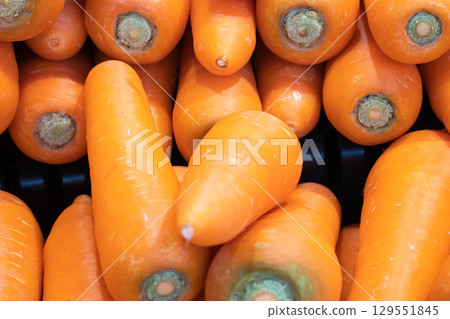 超市賣的胡蘿蔔 129551845