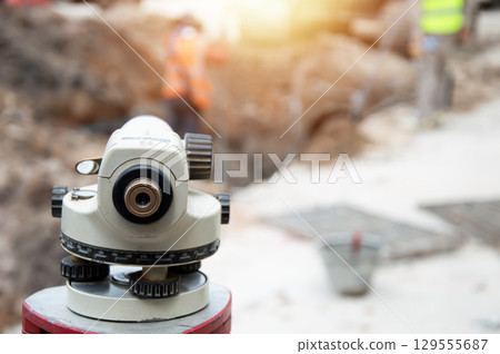 Level measuring device for construction work 129555687