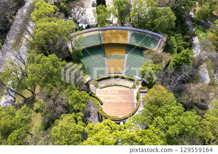 open air summer amphitheater  129559164