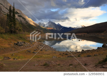 Medicine Lake in Jasper National Park, Canada, North America 129560931