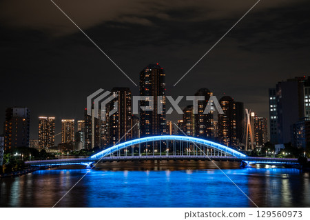 [Tokyo] Night view of Eitai Bridge and Tsukishima from the Sumida River Bridge 129560973