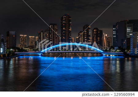 [Tokyo] Night view of Eitai Bridge and Tsukishima from the Sumida River Bridge 129560994