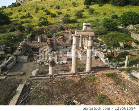 Aerial view of excavated quarters and colonnades at Ephesus agora, Turkey Aerial view of excavated quarters and colonnades at Ephesus agora, Turkey 129561594