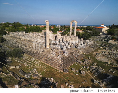 Aerial view of didyma apollo temple podium and surviving columns in Turkey 129561625
