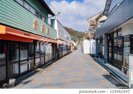 Akiyoshido Shopping Association / Akiyoshi, Akiyoshicho, Mine City, Yamaguchi Prefecture Akiyoshido Shopping Association / Akiyoshi, Akiyoshicho, Mine City, Yamaguchi Prefecture 129562847