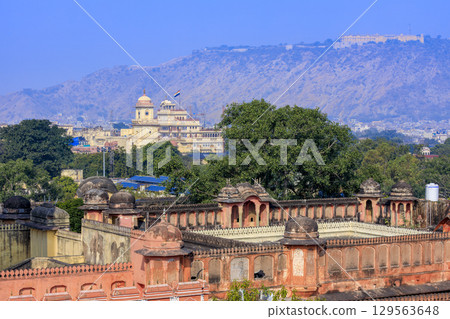 城市宮殿和納哈加爾堡 城市宮殿和納哈加爾堡 129563648