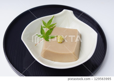 芝麻豆腐 129563995