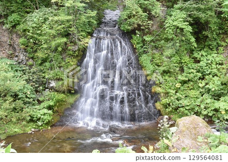 Flying waterfall 129564081