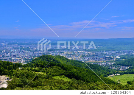 Sapporo City Panorama - From the Observation Deck - Southeast (Sapporo, Hokkaido) 129564304