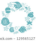 Doodle wreath of fish, shells, pearls, seaweed and bubbles. Frame on the theme of sea vacation. Vector illustration 129565127