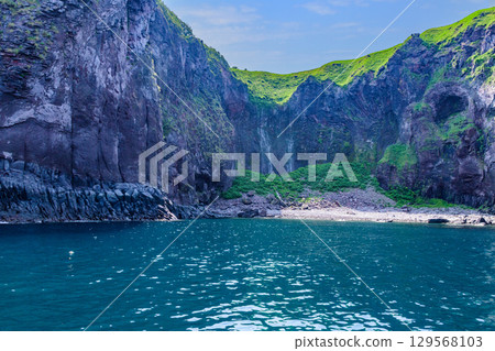 六月知床半島遊船,藍天白雲(北海道) 六月知床半島遊船,藍天白雲(北海道) 129568103