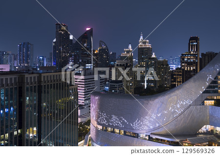 Night view of buildings in central Bangkok, Thailand 129569326