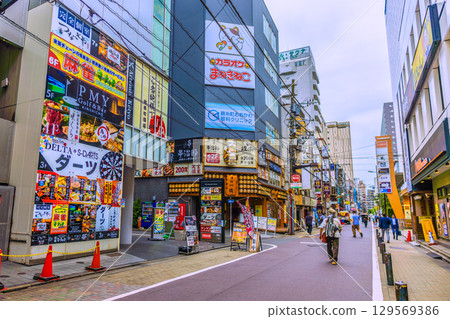 Tokyo cityscape in Japan, overlooking the bar district in front of Kinshicho Station Tokyo cityscape in Japan, overlooking the bar district in front of Kinshicho Station 129569386
